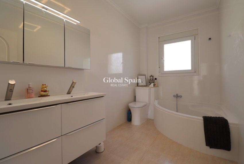 Venta - CASA -
Benijofar - Monte Azul