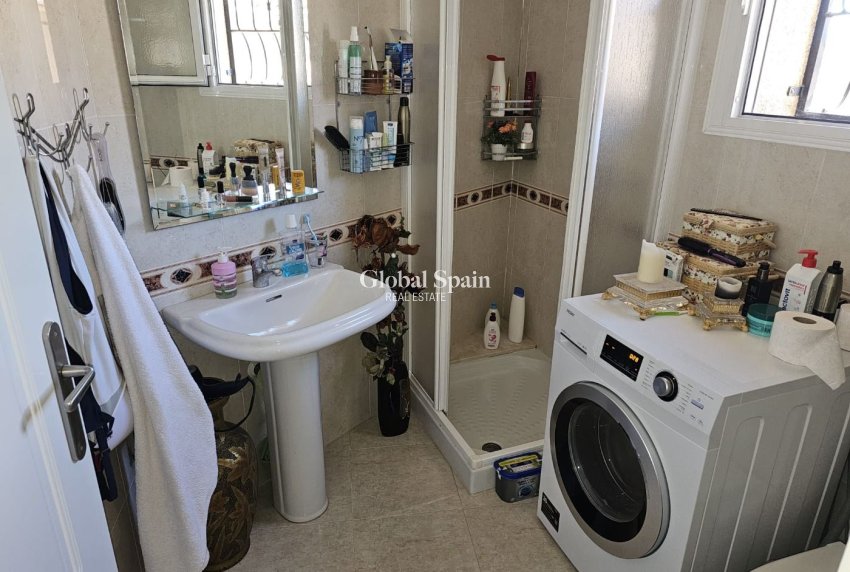 Venta - Casa -
BENIJÓFAR - Urbanizacion monteazul