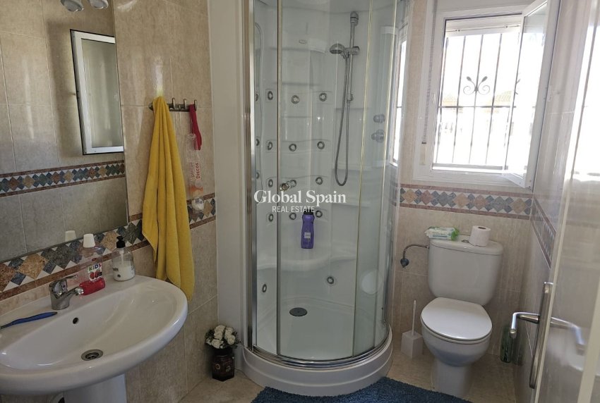 Venta - Casa -
BENIJÓFAR - Urbanizacion monteazul