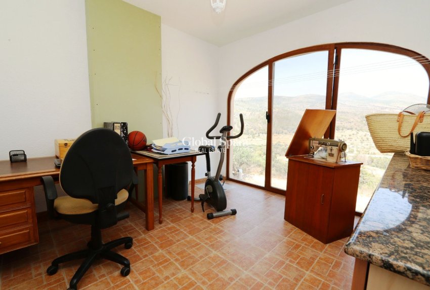 Venta - CASA -
BENISSA - Costa Blanca