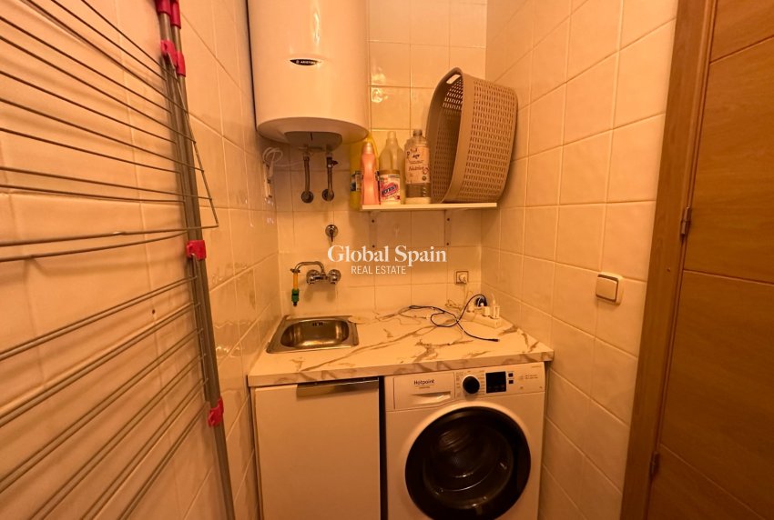 Venta - CASA -
BIGASTRO - Inland