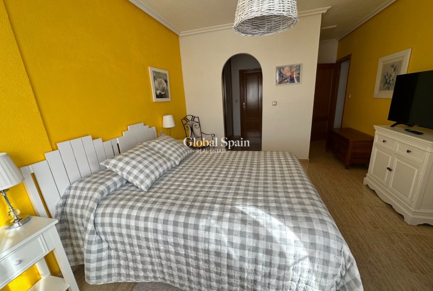 Venta - CASA -
BIGASTRO - Inland