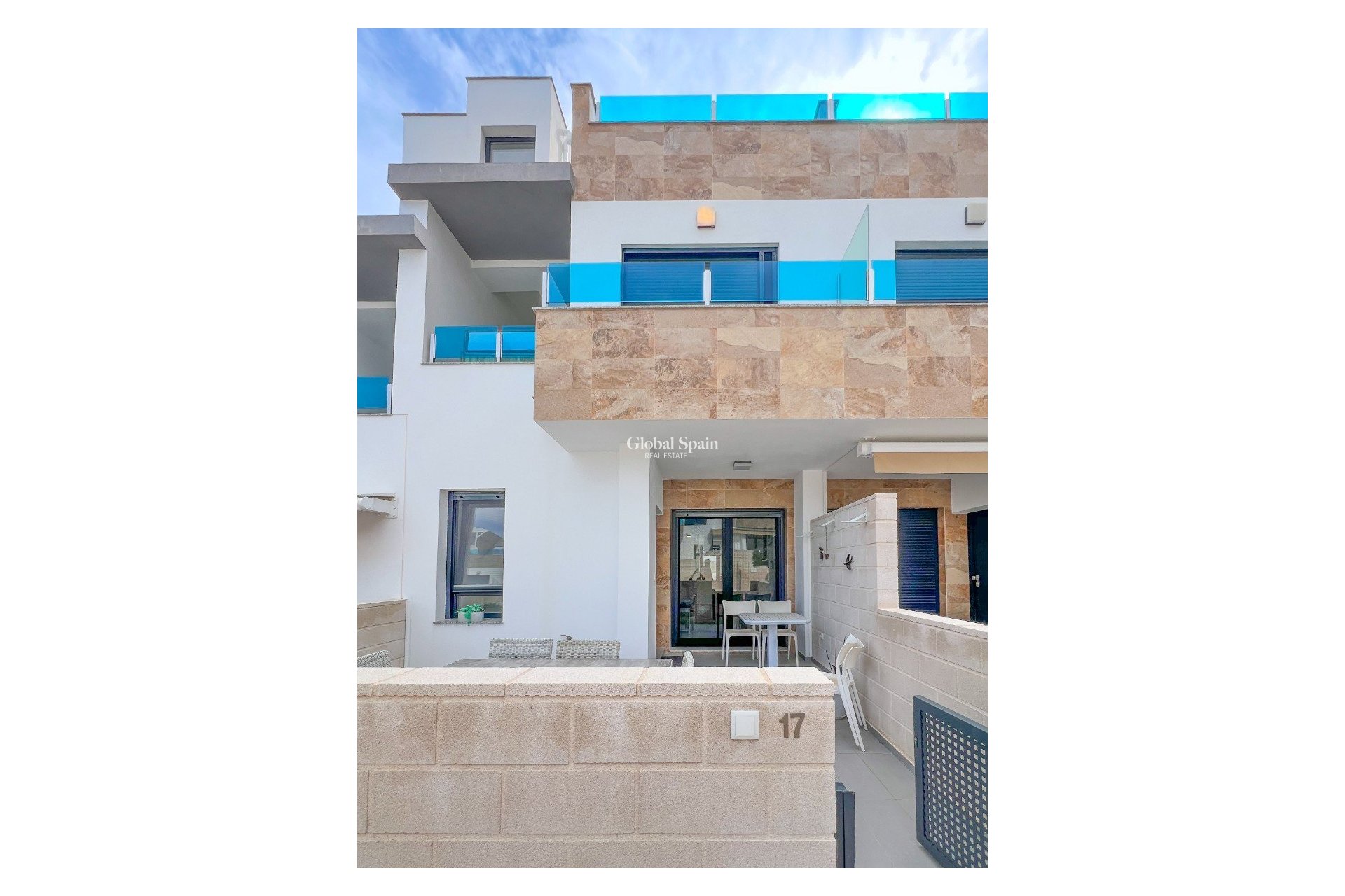 Venta - Casa -
BIGASTRO