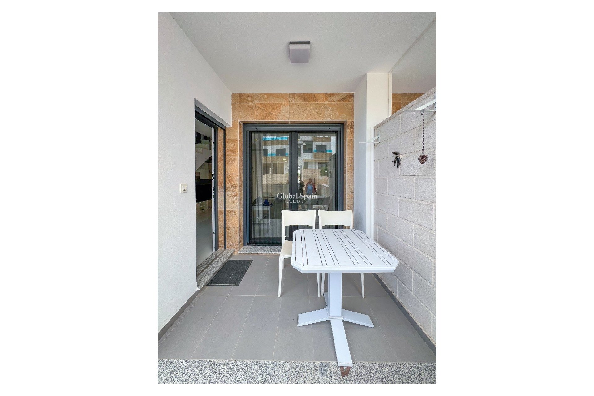 Venta - Casa -
BIGASTRO