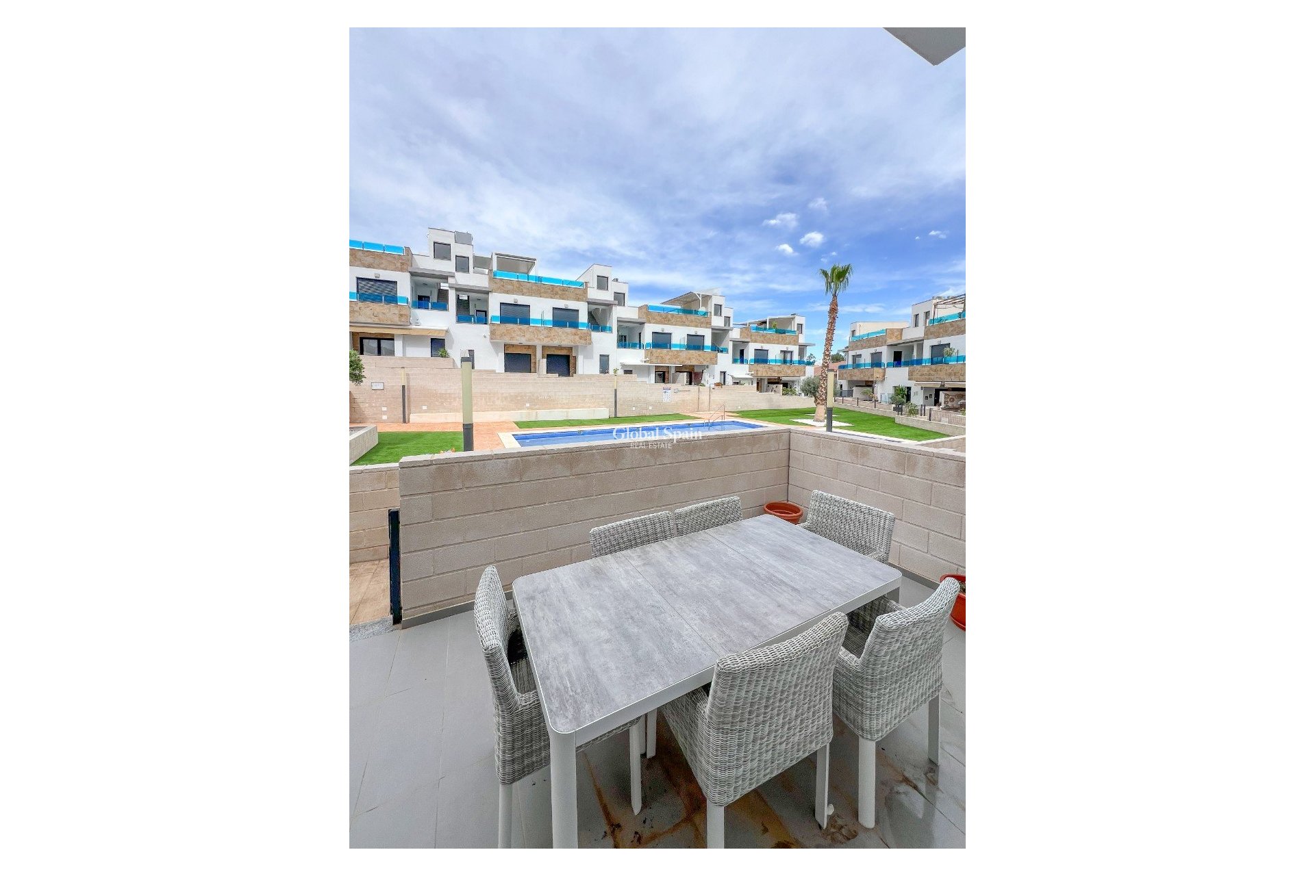 Venta - Casa -
BIGASTRO