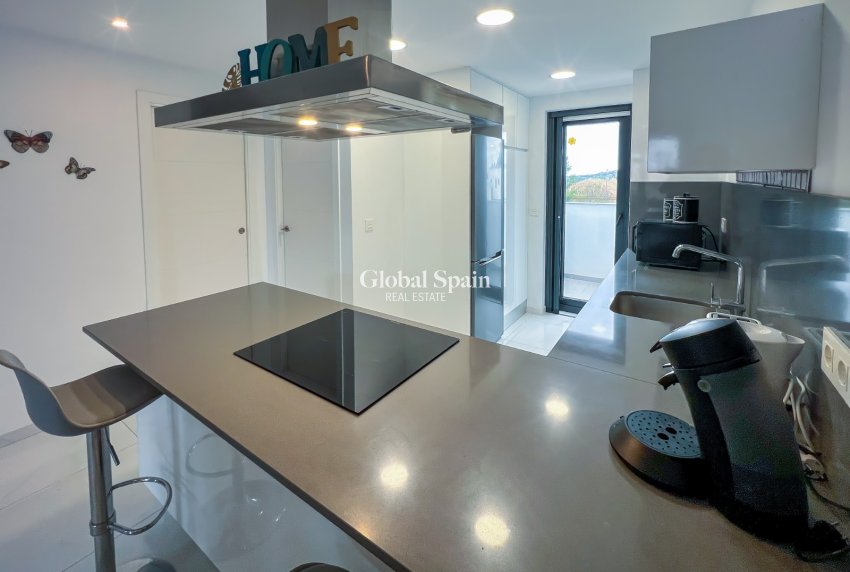 Venta - Casa -
BIGASTRO