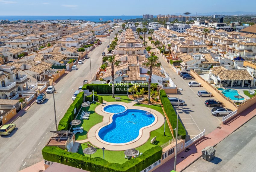 Venta - CASA -
CABO ROIG - Costa Blanca