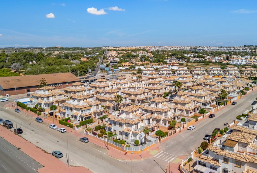 Venta - CASA -
CABO ROIG - Costa Blanca