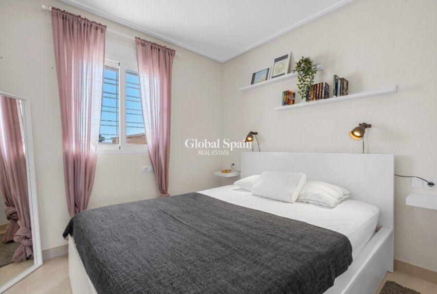 Venta - Casa -
CABO ROIG - Lomas de Cabo Roig