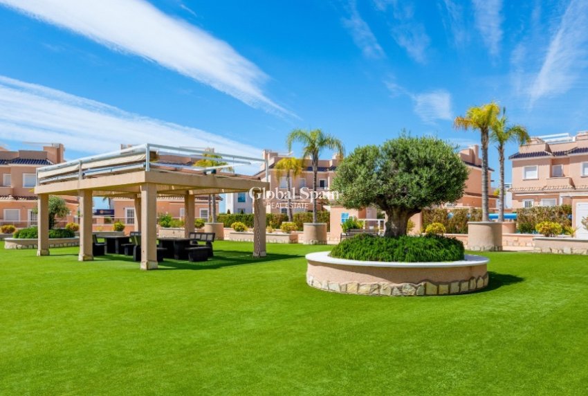 Venta - Casa -
CABO ROIG - Lomas de Cabo Roig