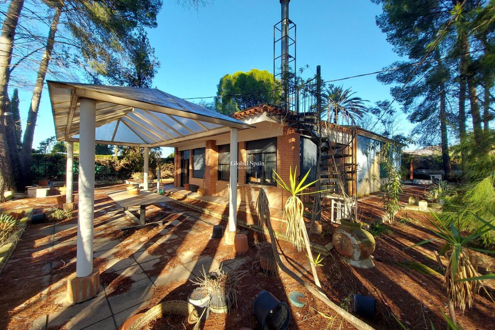 Venta - CASA -
CALASPARRA - Inland