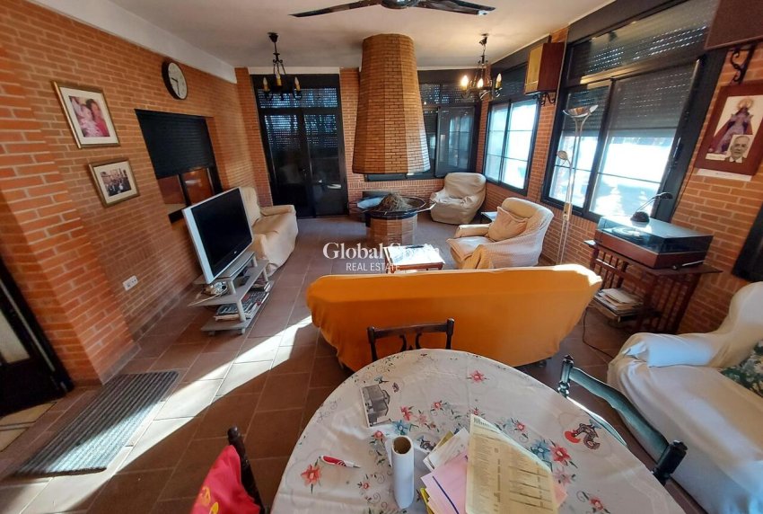 Venta - CASA -
CALASPARRA - Inland