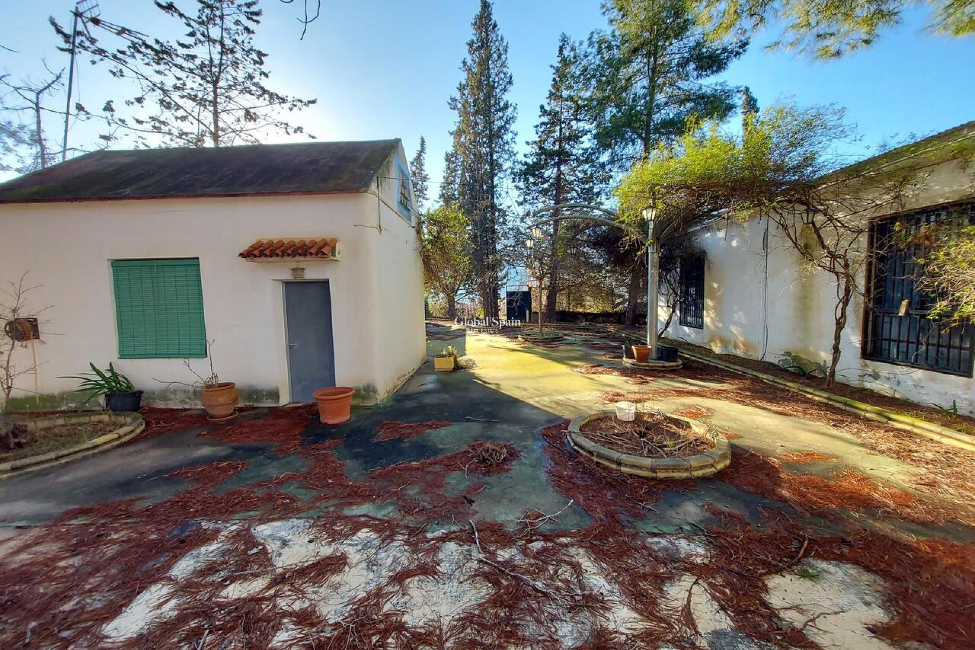 Venta - CASA -
CALASPARRA - Inland