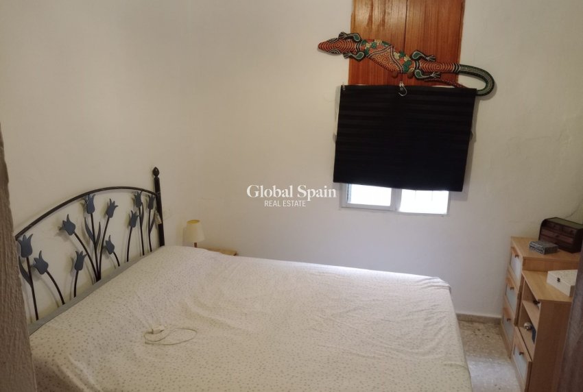 Venta - CASA -
CALLOSA D'EN SARRIÀ - Callosa De Ensarrià