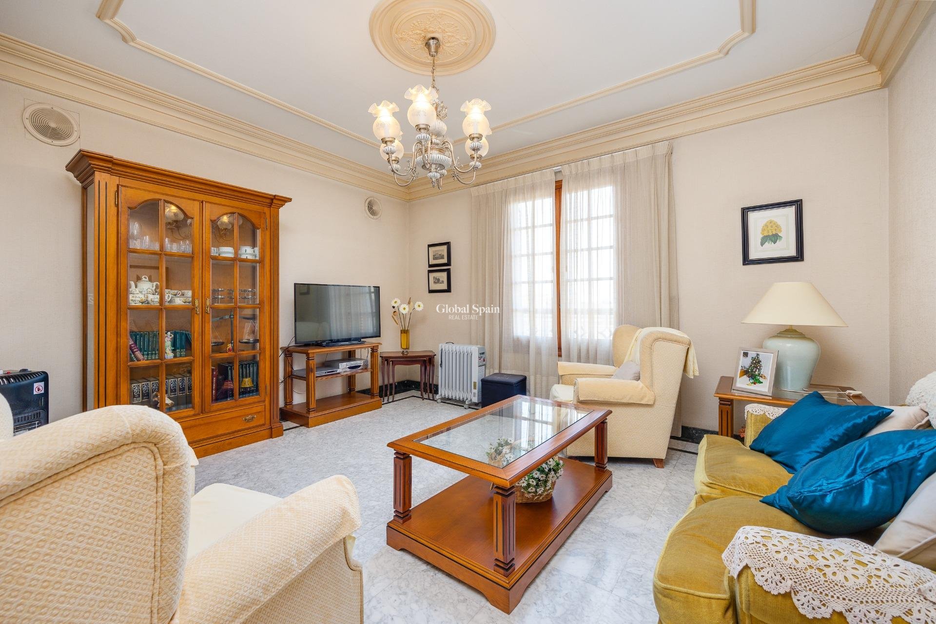 Venta - CASA -
CALLOSA DEL SEGURA - Comunidad Valenciana