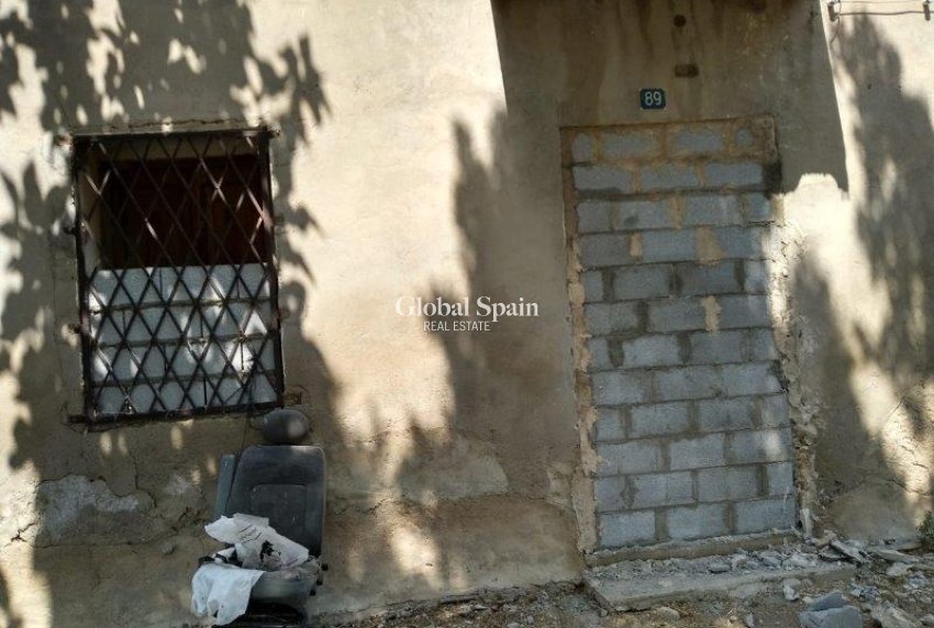 Venta - CASA -
CALLOSA DEL SEGURA