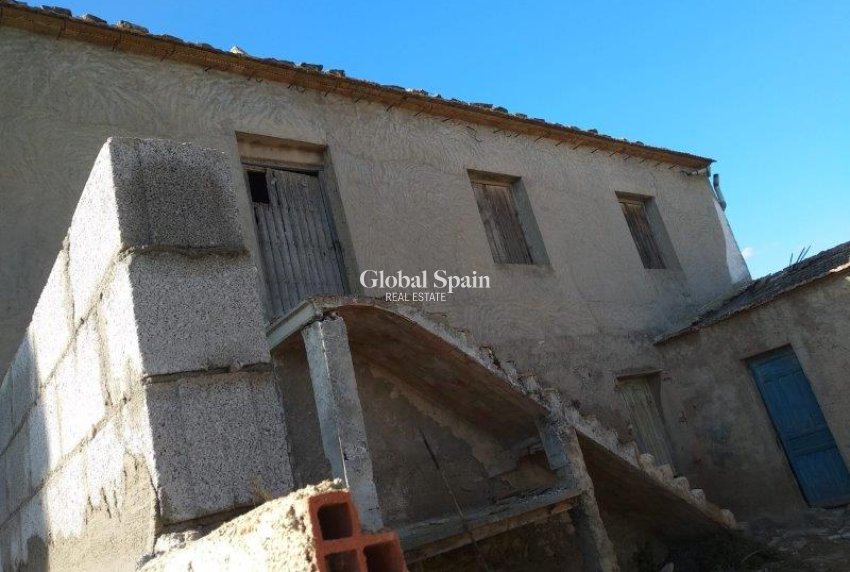 Venta - CASA -
CALLOSA DEL SEGURA