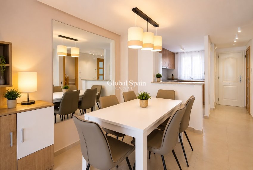 Venta - CASA -
CALPE - Zona Puerto Blanco - Maryvilla