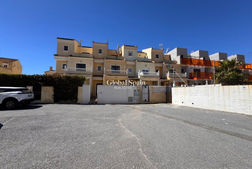 Venta - CASA -
CAMPOAMOR - Costa Blanca