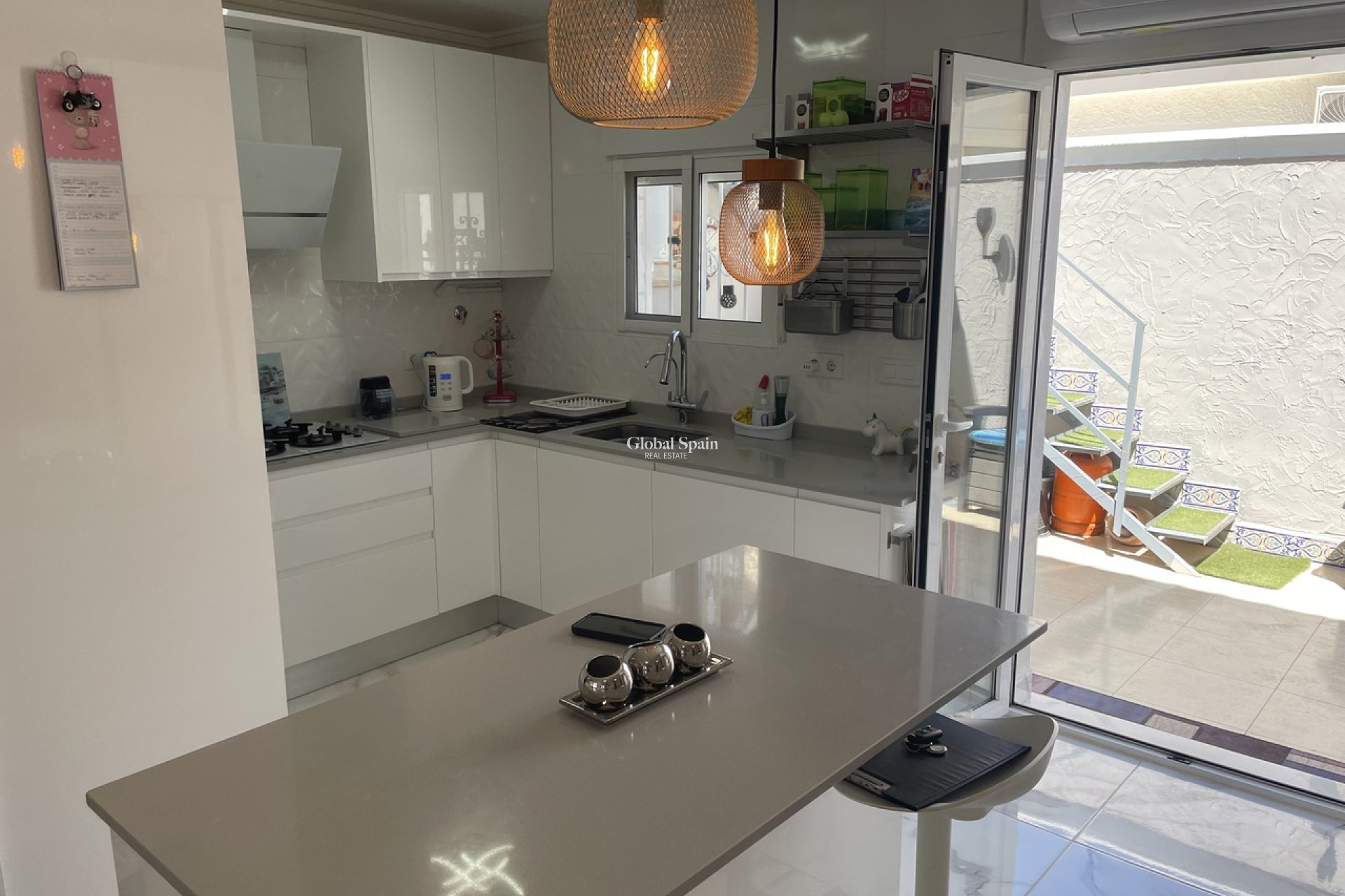 Venta - CASA -
CAMPOSOL - Inland