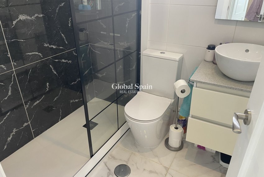 Venta - CASA -
CAMPOSOL - Inland