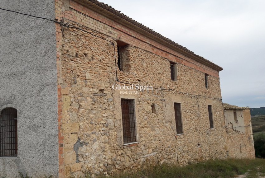Venta - CASA -
CARAVACA DE LA CRUZ - Inland