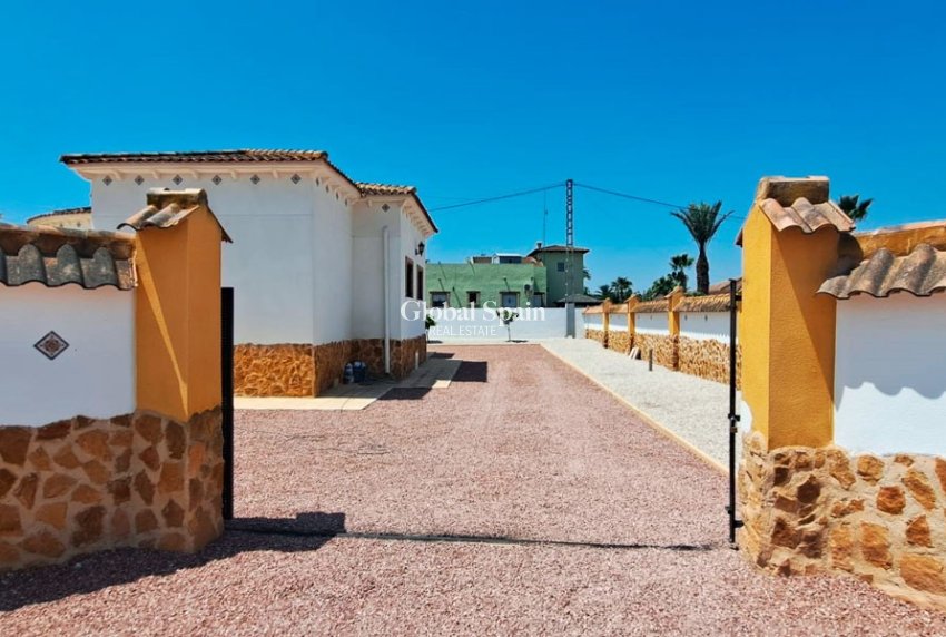 Venta - CASA -
Catral - Catral - Country