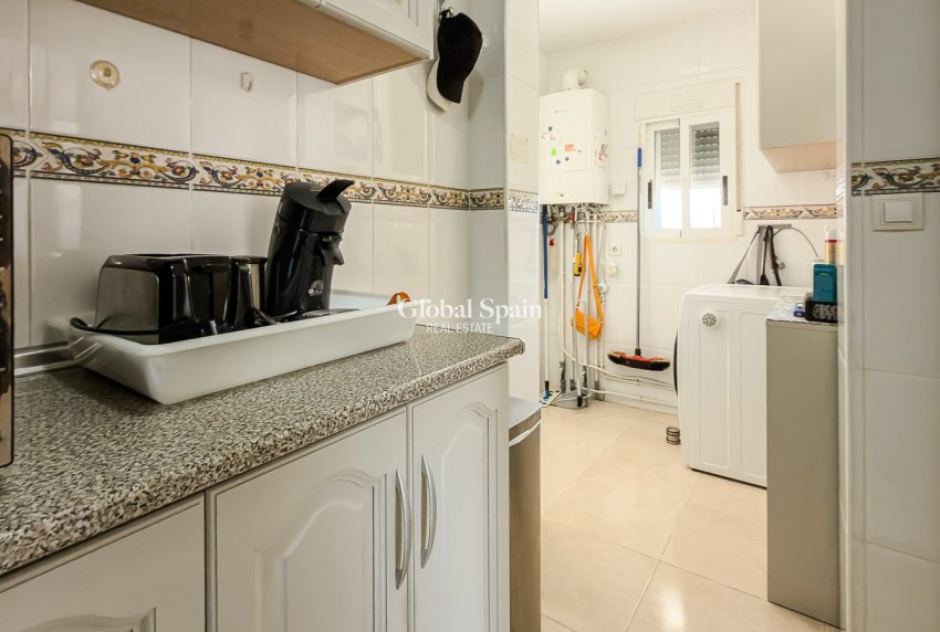 Venta - CASA -
CATRAL - Catral