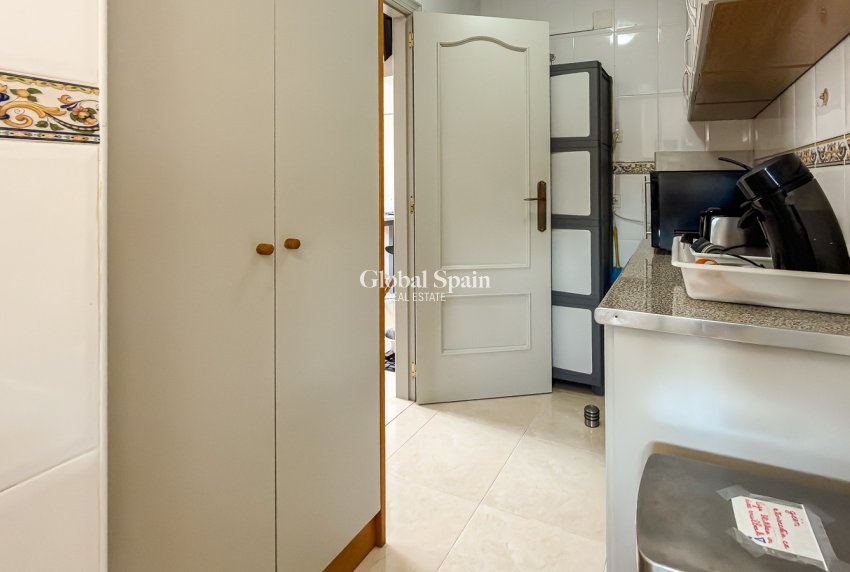 Venta - CASA -
CATRAL - Catral