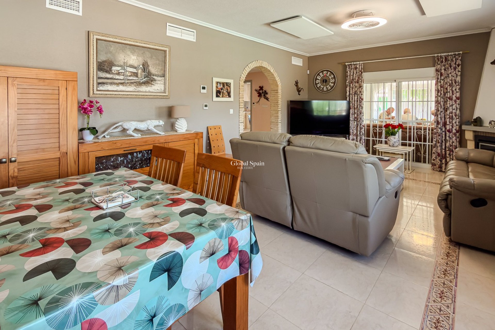 Venta - CASA -
CATRAL - Catral