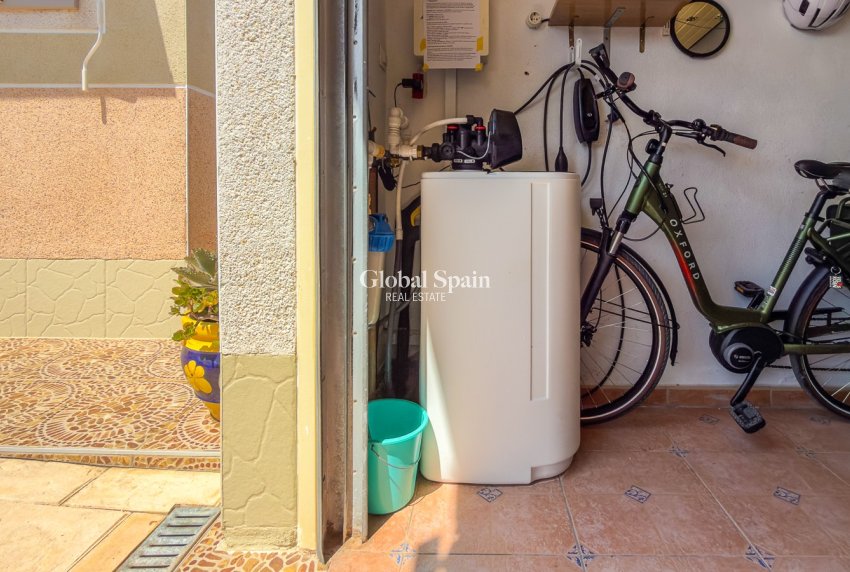 Venta - CASA -
CATRAL - Catral