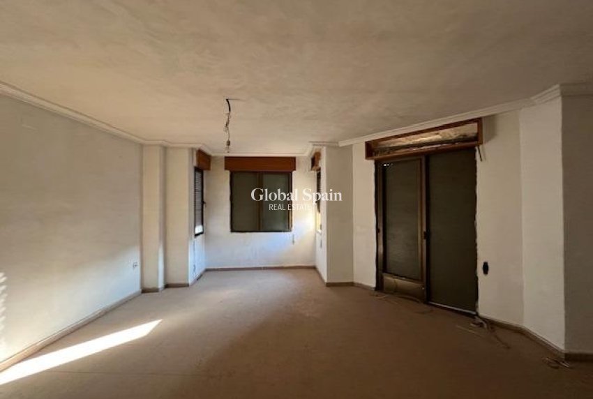 Venta - CASA -
CATRAL - Comunidad Valenciana