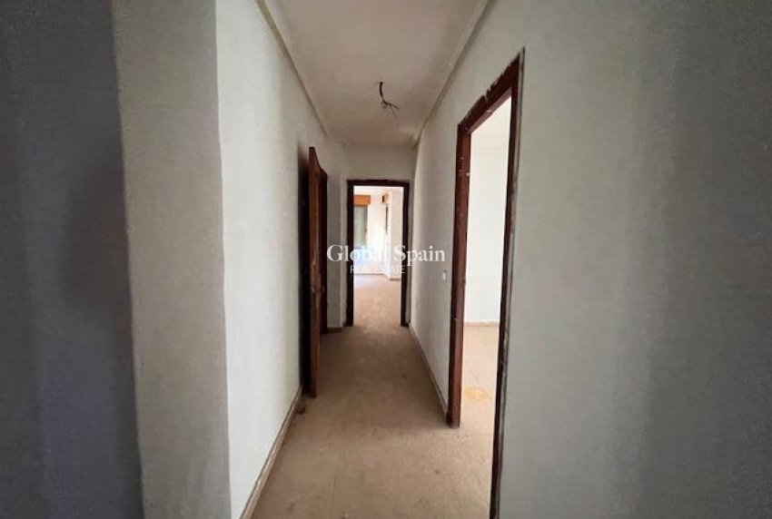 Venta - CASA -
CATRAL - Comunidad Valenciana