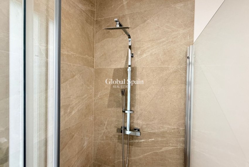 Venta - CASA -
CATRAL - Costa Blanca