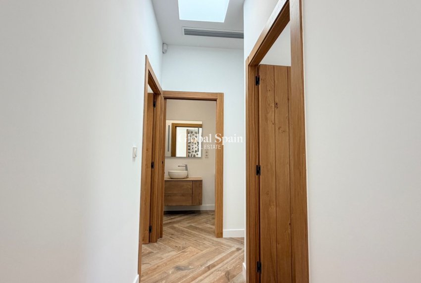 Venta - CASA -
CATRAL - Costa Blanca