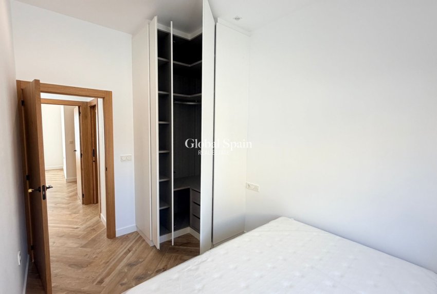 Venta - CASA -
CATRAL - Costa Blanca