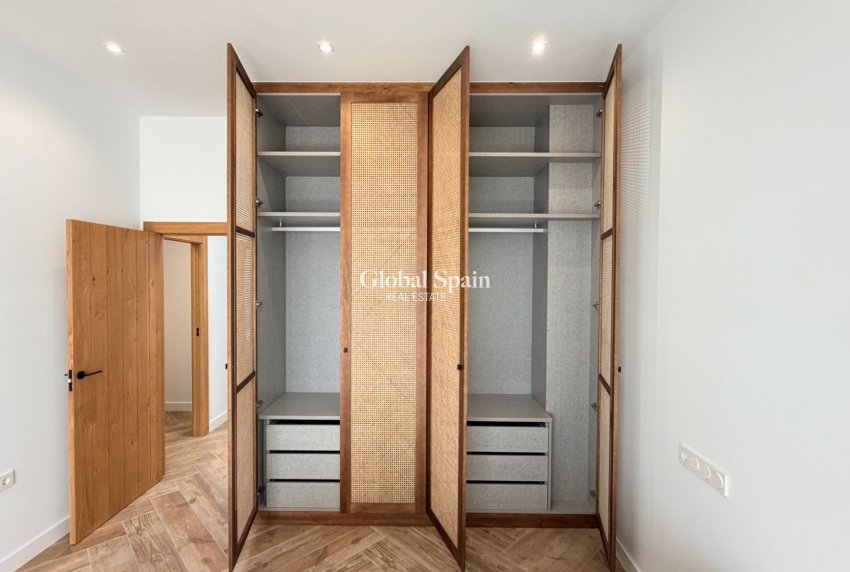 Venta - CASA -
CATRAL - Costa Blanca