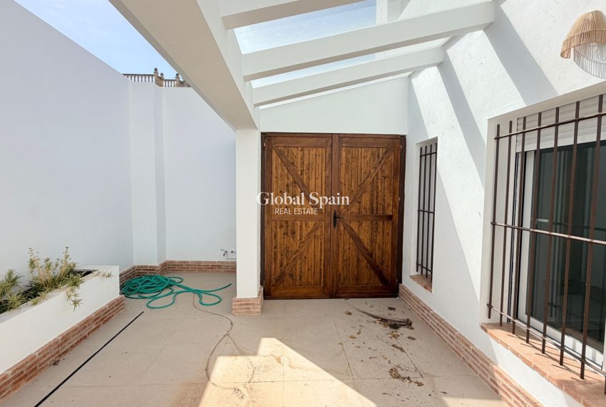 Venta - CASA -
CATRAL - Costa Blanca