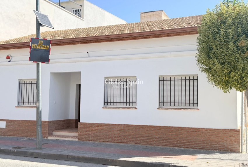 Venta - CASA -
CATRAL - Costa Blanca