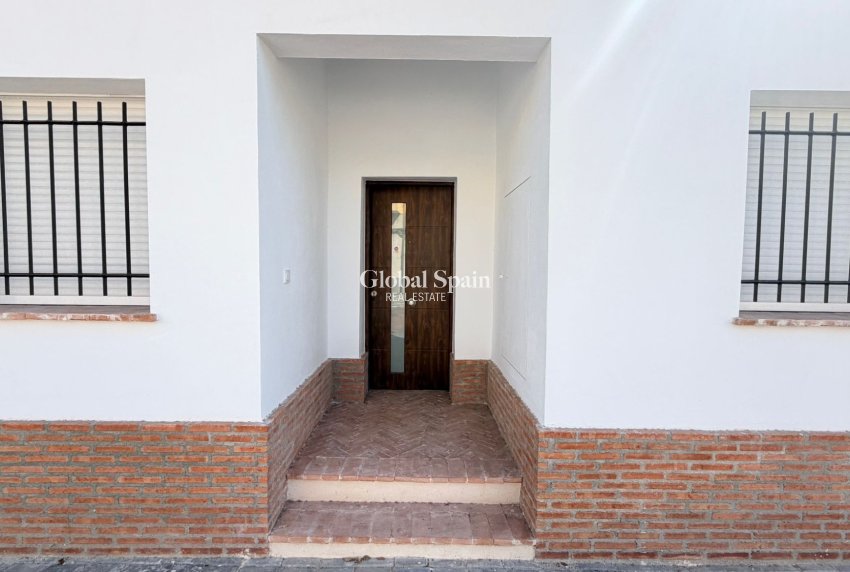 Venta - CASA -
CATRAL - Costa Blanca