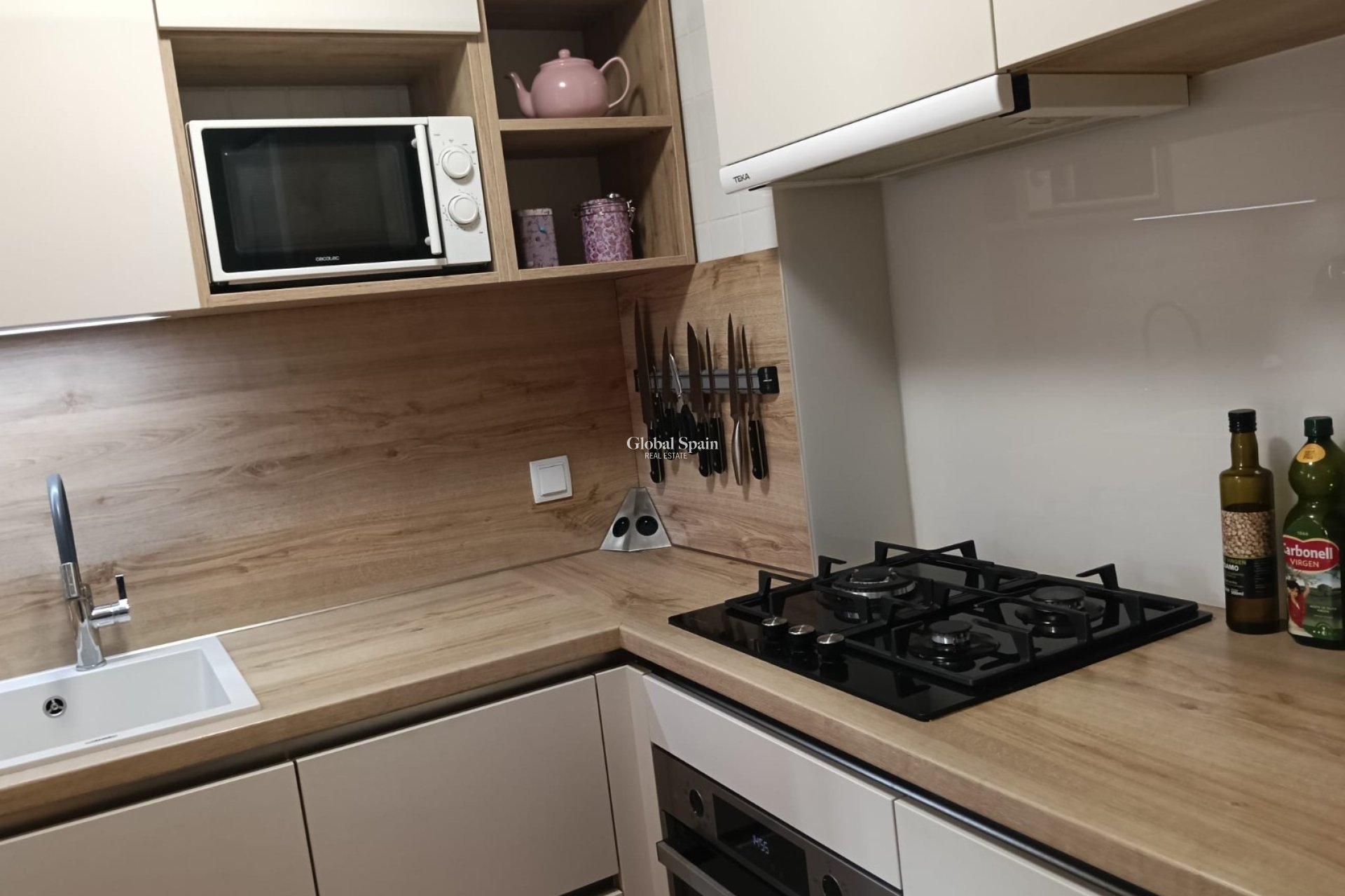 Venta - Casa - Chalet Independiente (4) -
LOS MONTESINOS - La Herrada