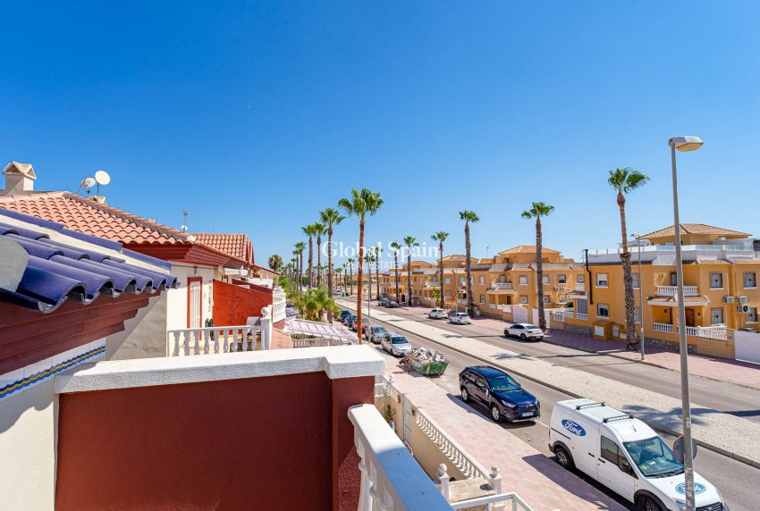 Venta - CASA -
CIUDAD QUESADA - Doña Pepa