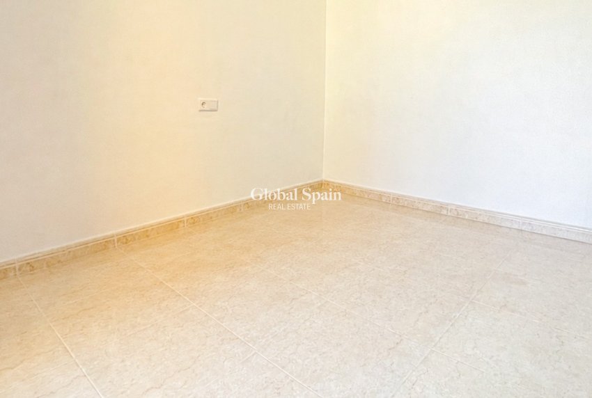 Venta - CASA -
CIUDAD QUESADA - Doña Pepa