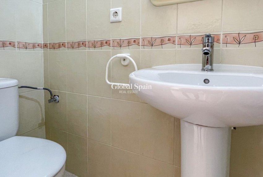 Venta - CASA -
CIUDAD QUESADA - Doña Pepa