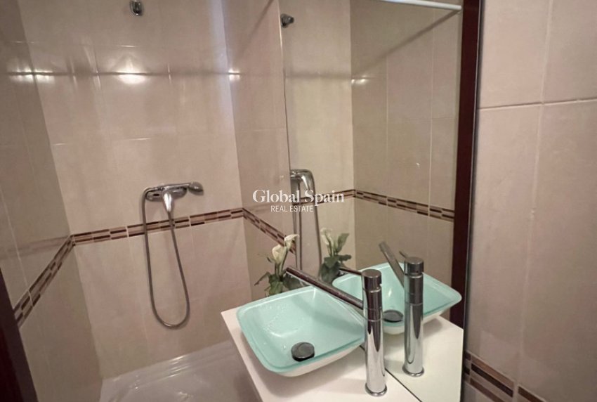 Venta - CASA -
CIUDAD QUESADA