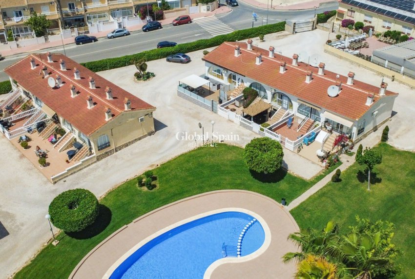 Venta - CASA -
CIUDAD QUESADA