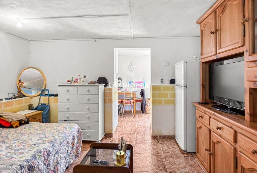 Venta - CASA -
CIUDAD QUESADA