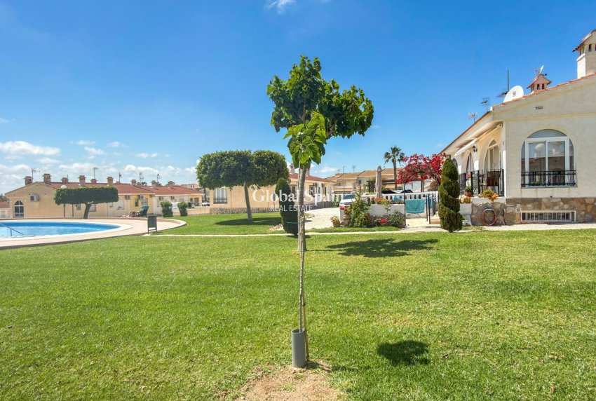 Venta - CASA -
CIUDAD QUESADA