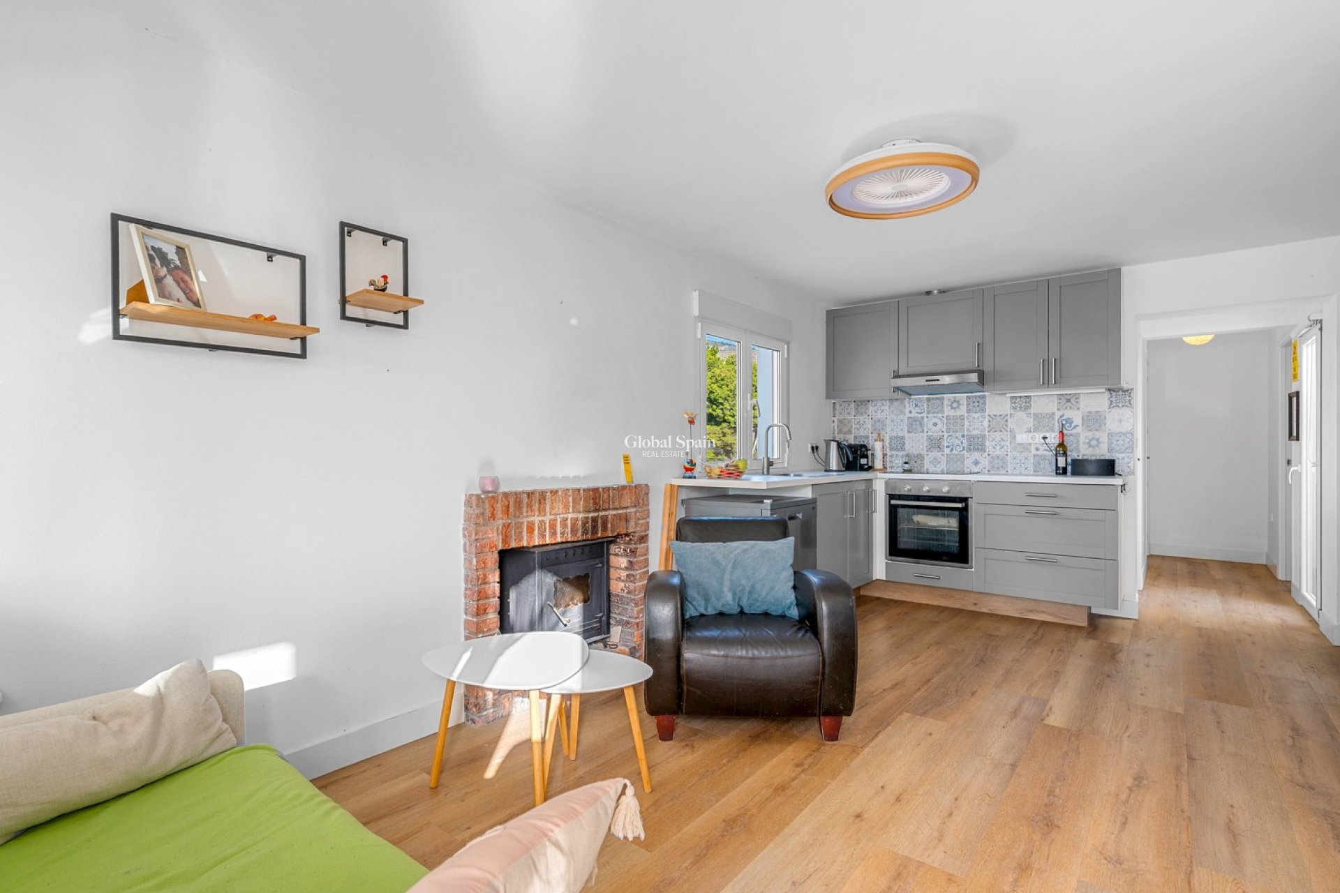 Venta - CASA -
CREVILLENTE - Inland