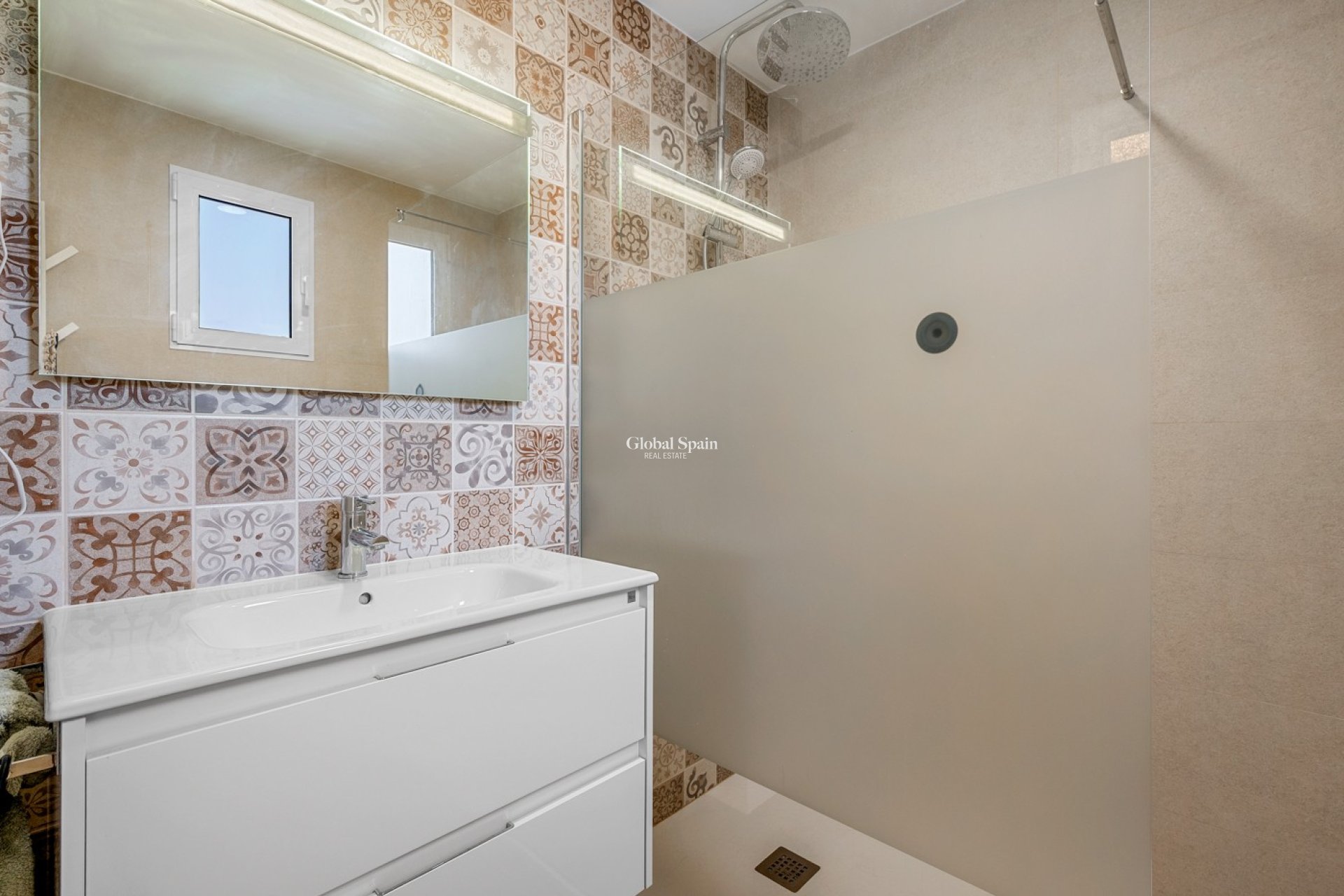 Venta - CASA -
CREVILLENTE - Inland